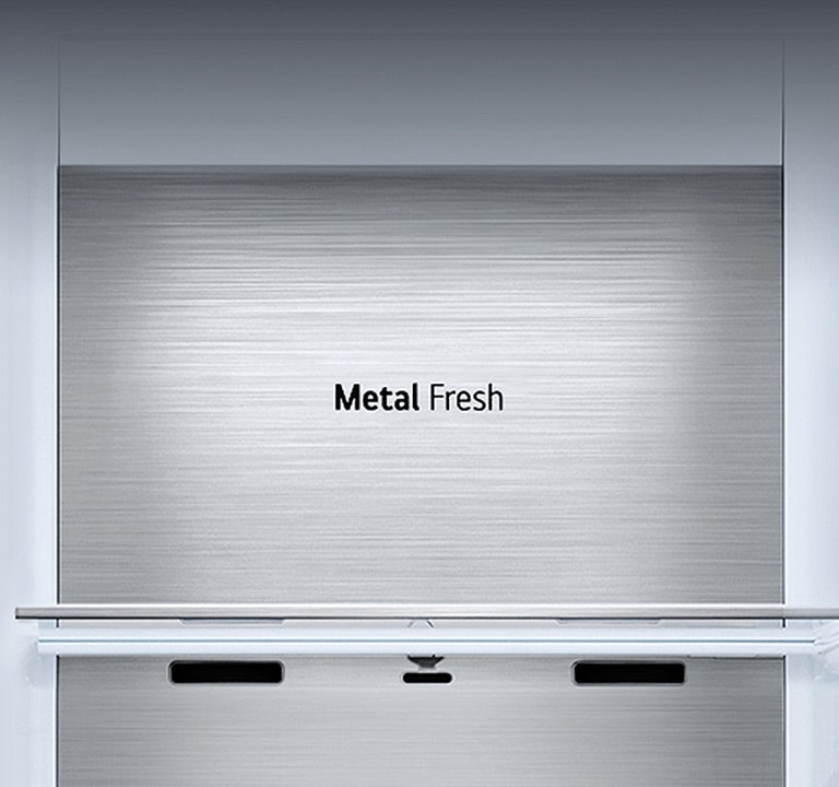 Vista frontal del panel metálico "Metal Fresh" con el logotipo "Metal Fresh". 